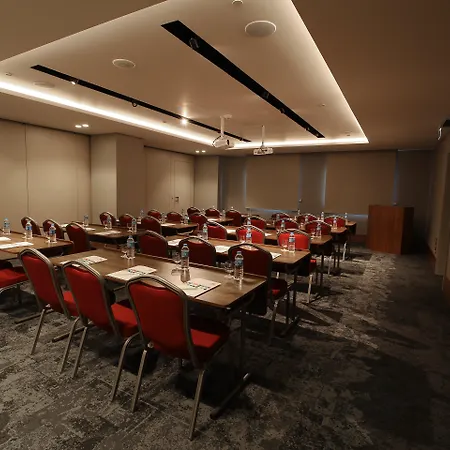 Hotel - Centre By Ihg