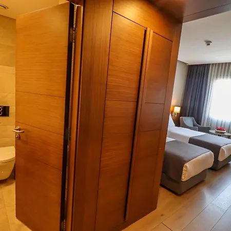 - Centre By Ihg 4* Bursa