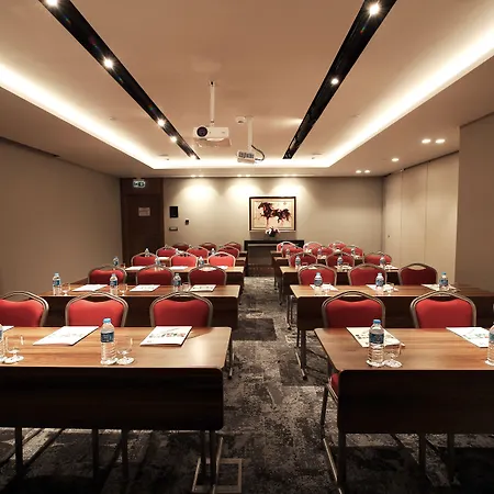 - Centre By Ihg 4* Bursa