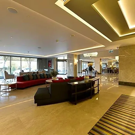 - Centre By Ihg Hotel