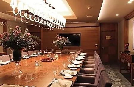 - Centre By Ihg Hotel 4*