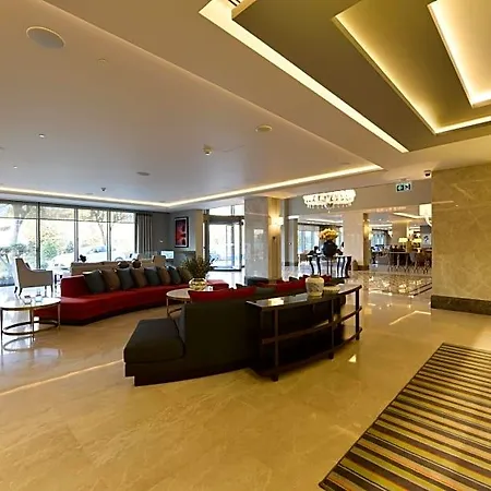- Centre By Ihg Hotel 4*