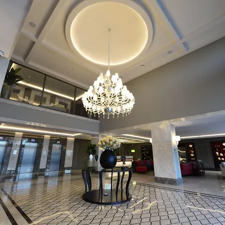 - Centre By Ihg Hotel