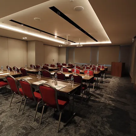 Hotel - Centre By Ihg 4*