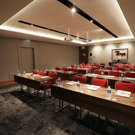 - Centre By Ihg