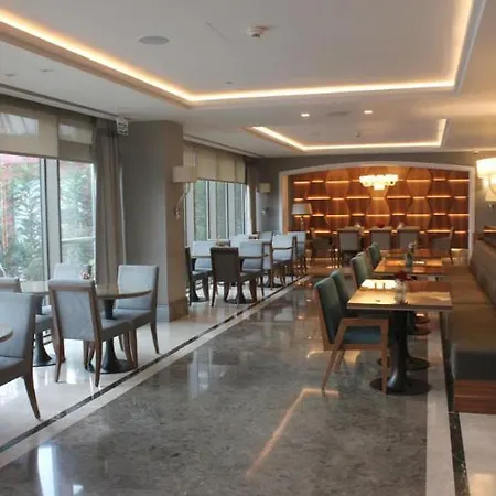 - Centre By Ihg Otel